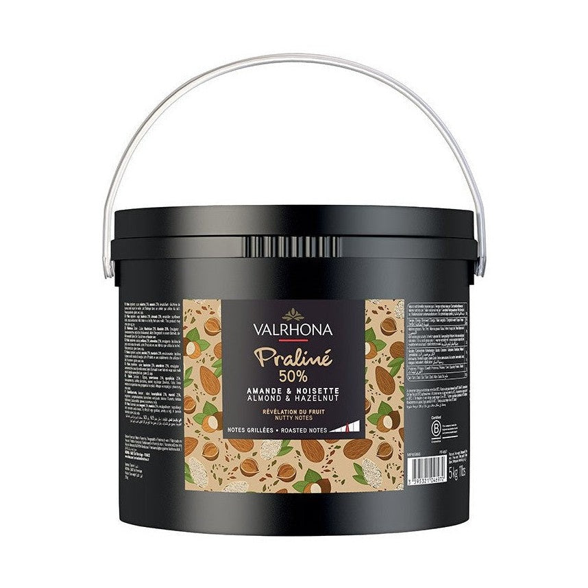 Valrhona Almond Hazelnut Fruity Praline 50% black bucket with beige label showing roasted nut notes and fruit revelation
